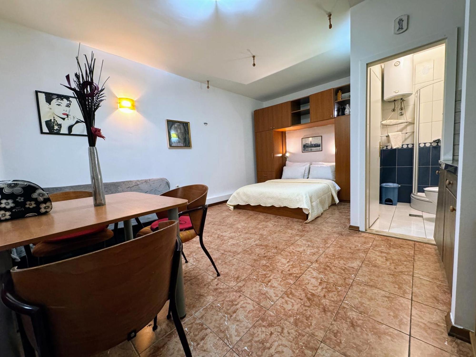 Grgur Studio Apartments Split Buitenkant foto